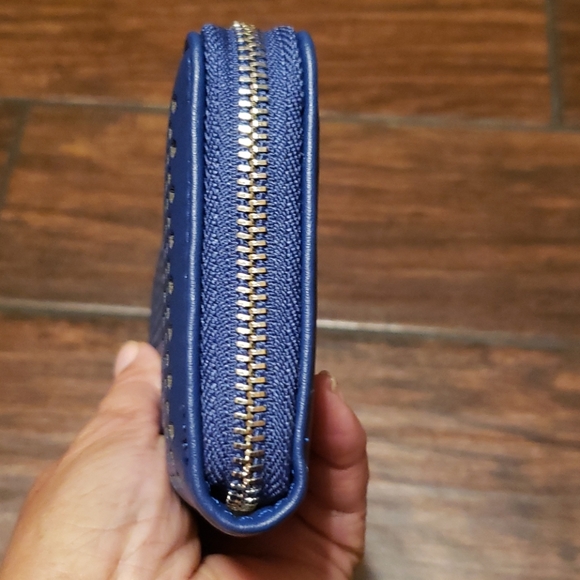 🆕️Bcbgeneration Wallet - Picture 2 of 5